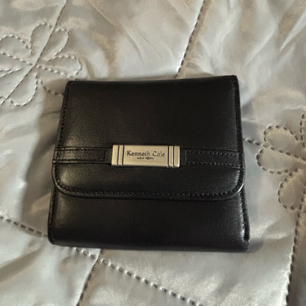 Kenneth Cole Black Leather Wallet